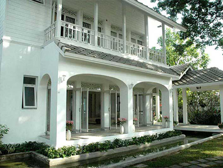 Idea บ้านหลังคาว่าว กับ บ้านไทยสไตล์โคโลเนียล